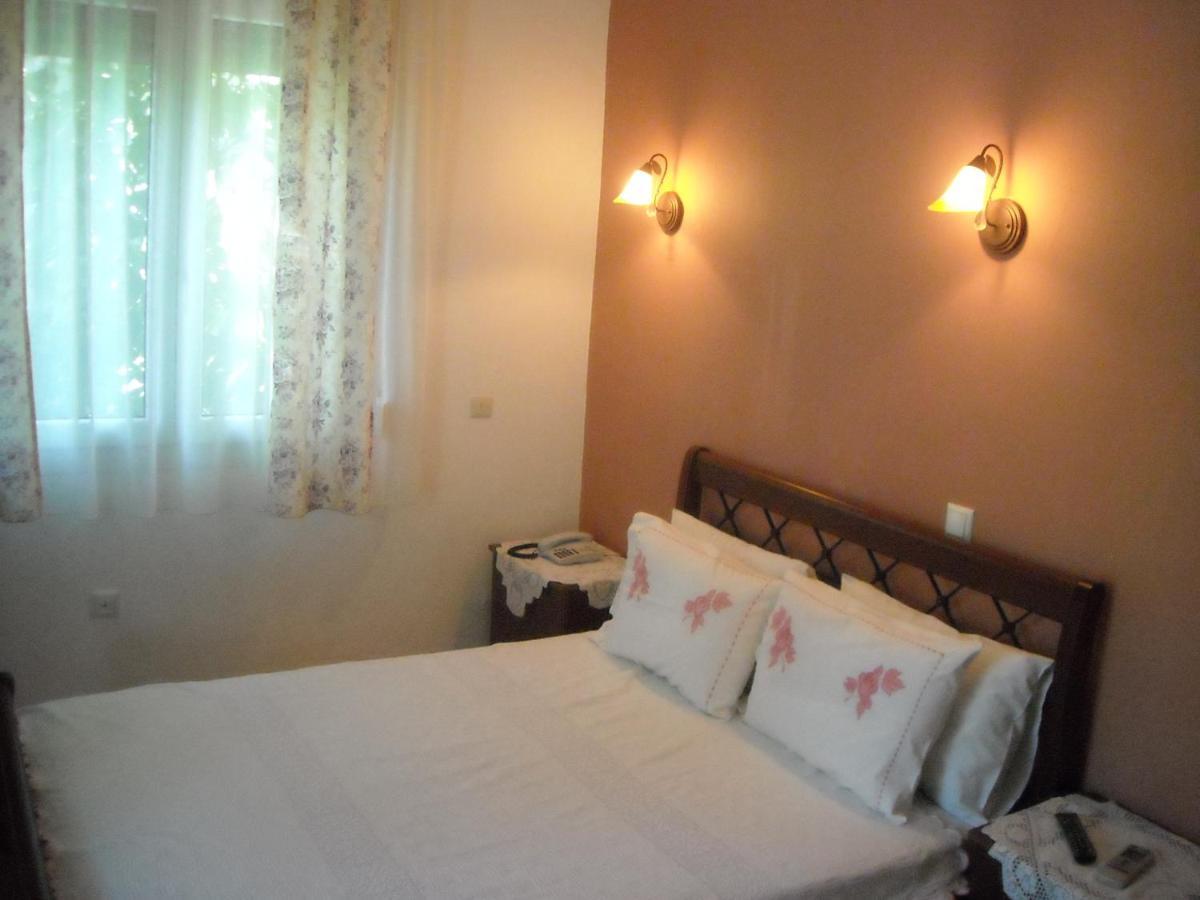 Kristal Hotel Prinos  Bagian luar foto