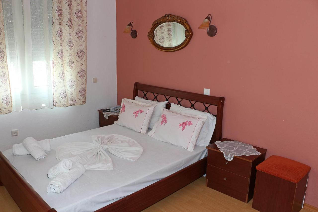 Kristal Hotel Prinos  Bagian luar foto