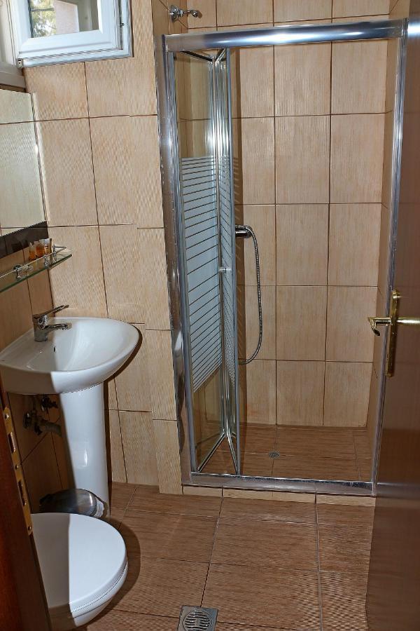 Kristal Hotel Prinos  Bagian luar foto