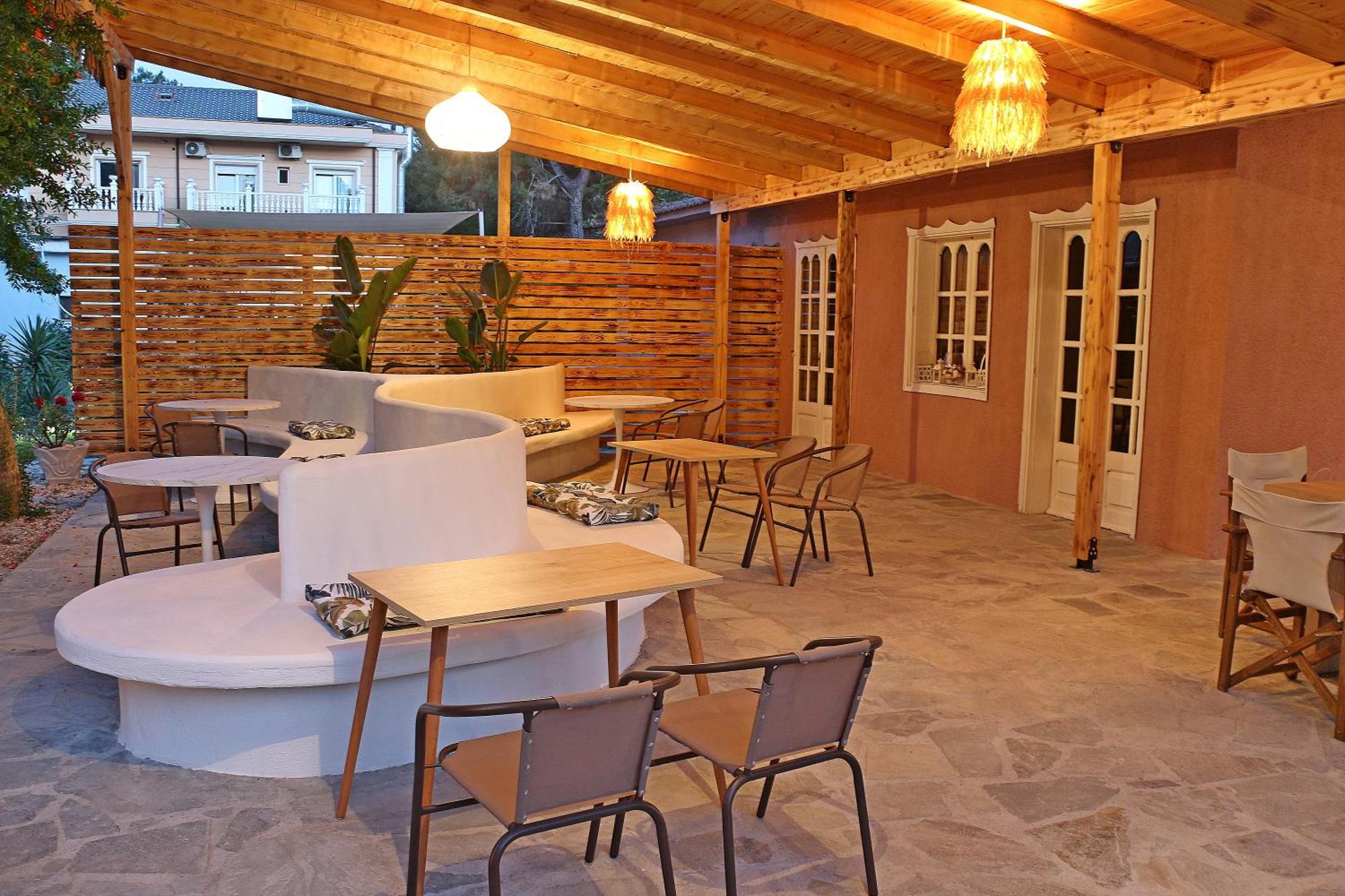 Kristal Hotel Prinos  Bagian luar foto